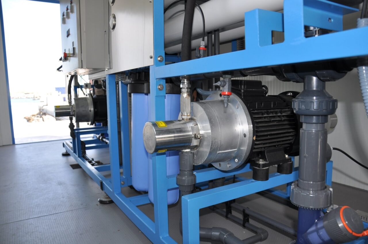 Planta desaladora de agua de mar (70 m3d) (17)-min